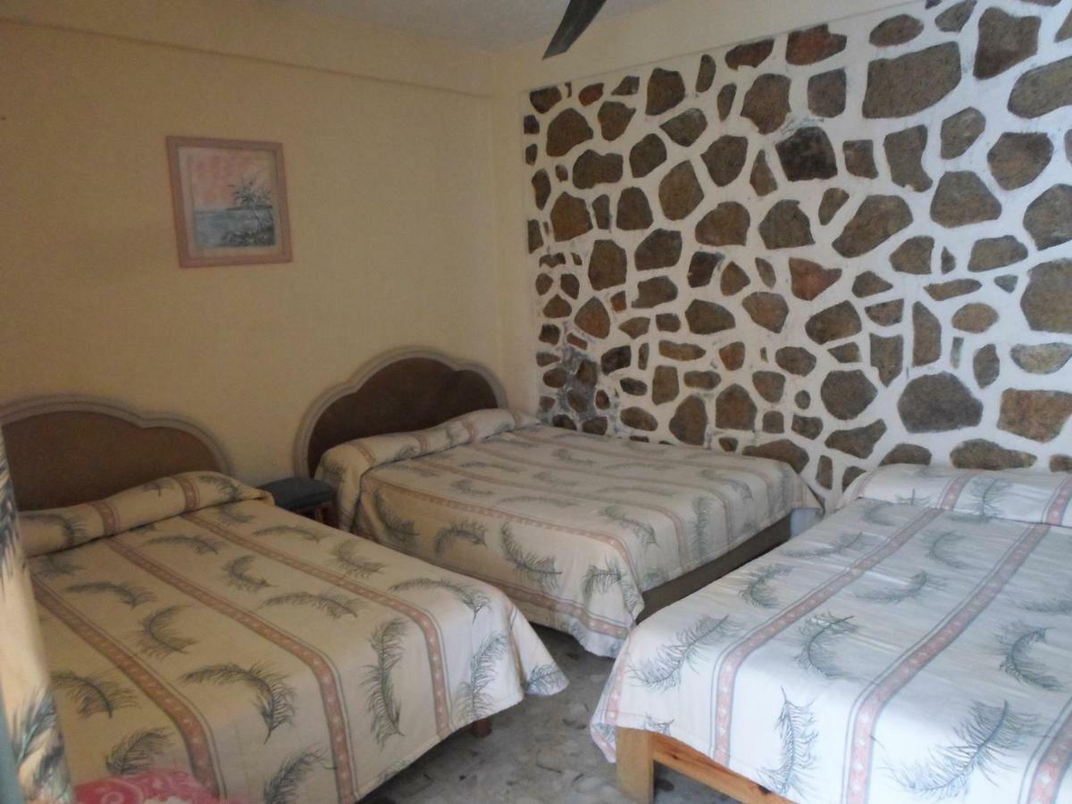 Hôtel Casa De Huespedes Santa Fe Acapulco Extérieur photo
